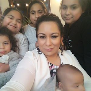 Meet your Posher, Lorena